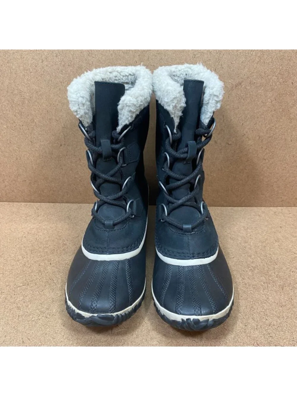 Sorel Caribou Womens Slim Waterproof Winter Snow Boots Black Size 8.5 Faux Fur